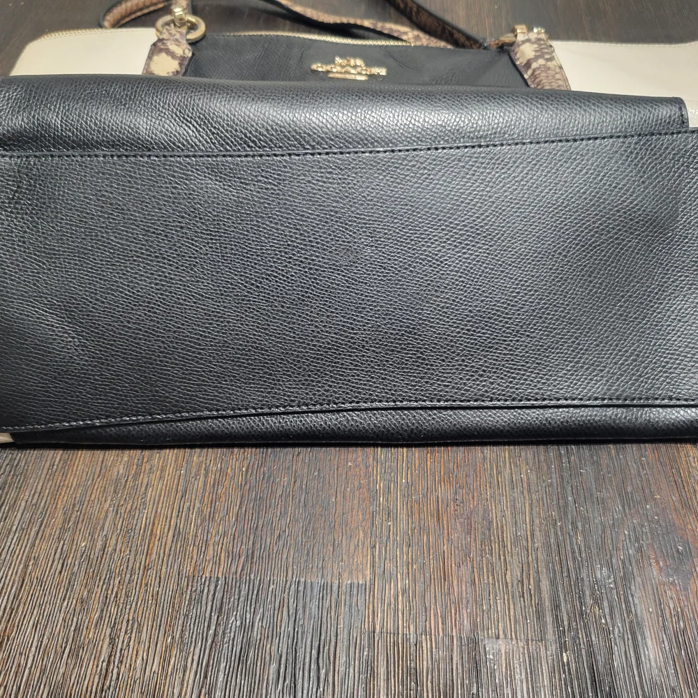 Coach Black and Cream Shoulder Bag with Snakeskin‎ Accents